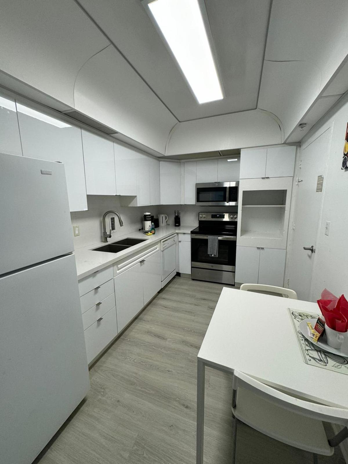 The Tides On Miami Hollywood Ocean View Apartments 1B Exterior foto